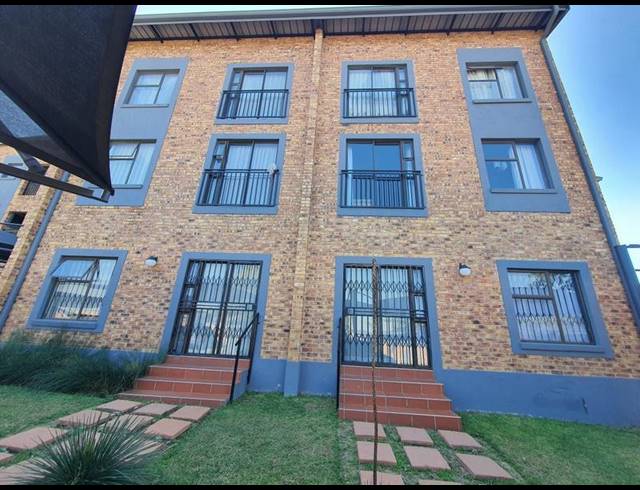 2 BEDROOM APARTMENT FOR SALE IN BIRCHLEIGH